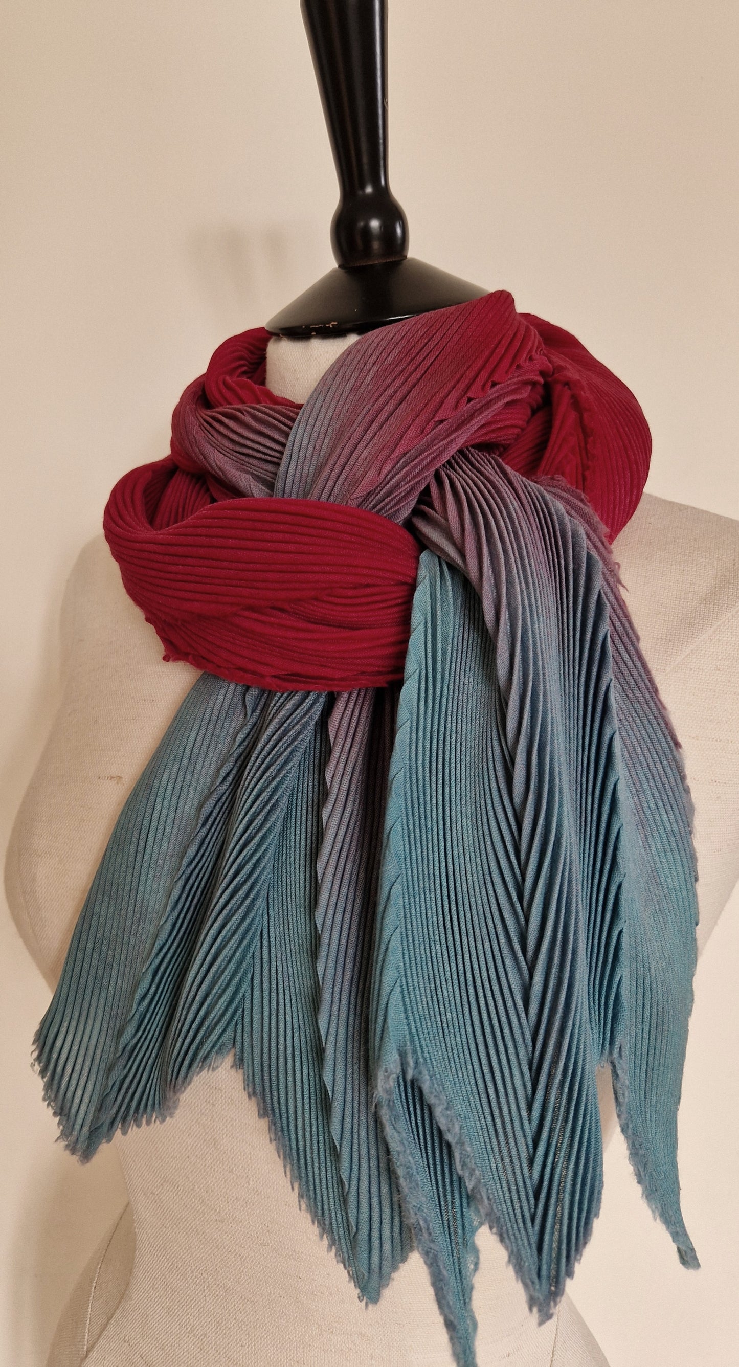 Silk/Wool pleated silk scarf