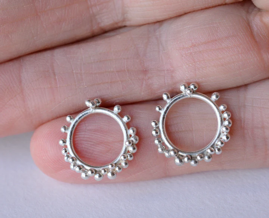 Silver pollen studs - large