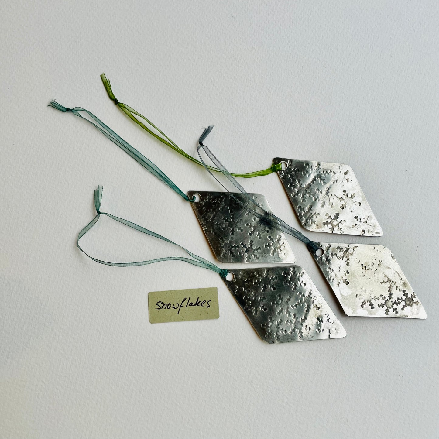 Pack of 4 Pewter Hanging Decorations