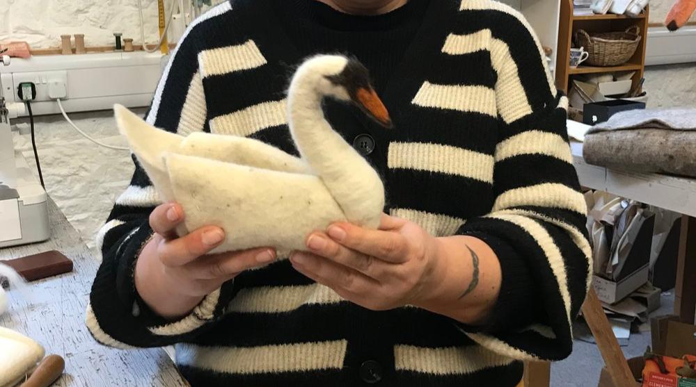 Origami Felt Swan Kit