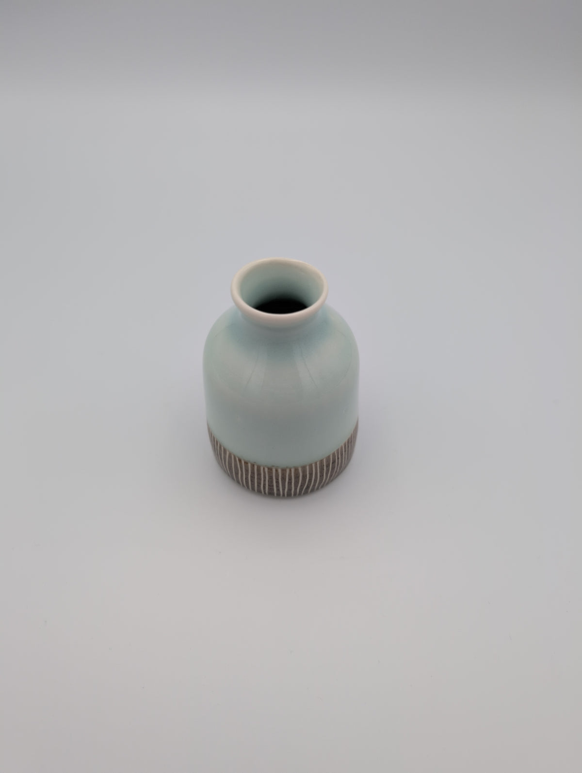 Seagreen Sgraffito Sm Bottle Vase