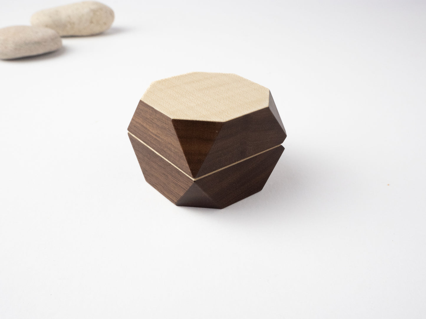 Facet Ring Box 2