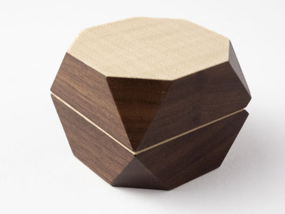 Facet Ring Box 2