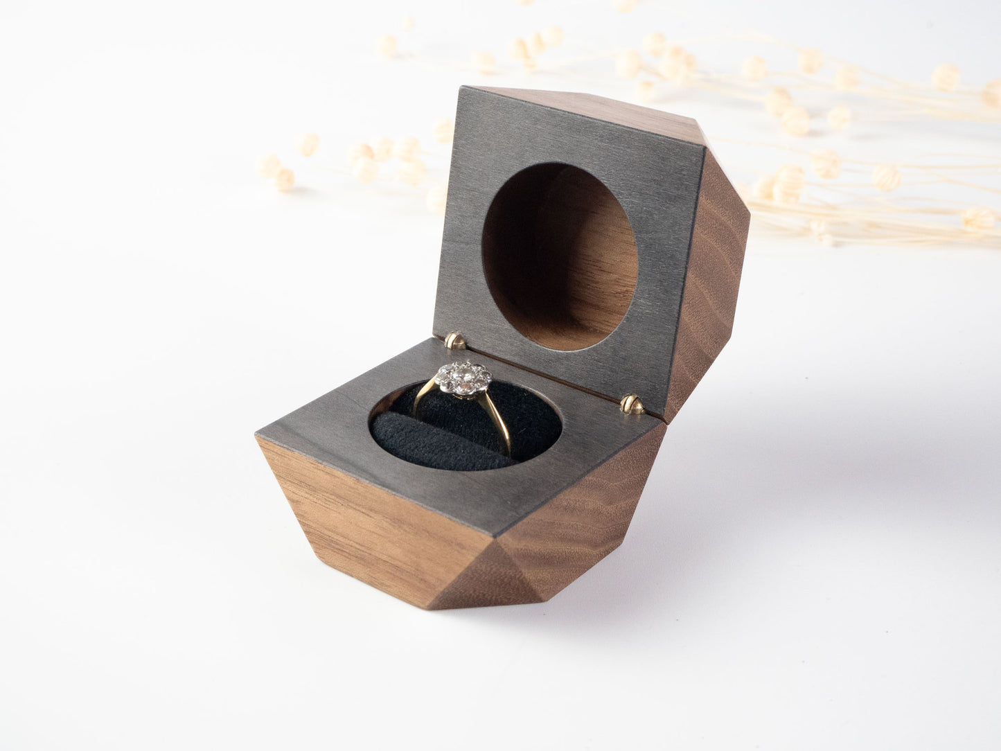 Facet Ring Box 6