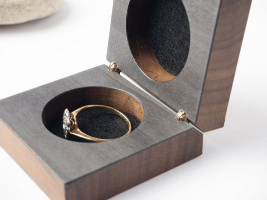 Helia Single Ring Box 1
