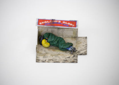 'The Golden Rule' miniature sculpture