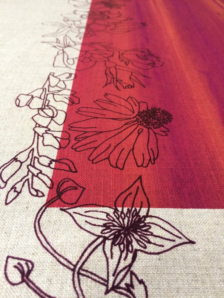Linen table runner - flowers