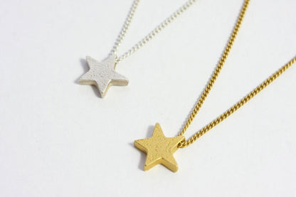 Silver mini star necklace