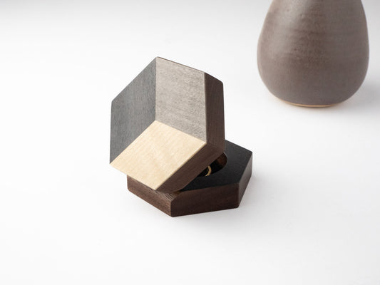 Nova Ring Box with Two-tone Grey Tulipwood
