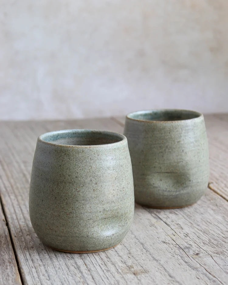 Stoneware dimple tumbler
