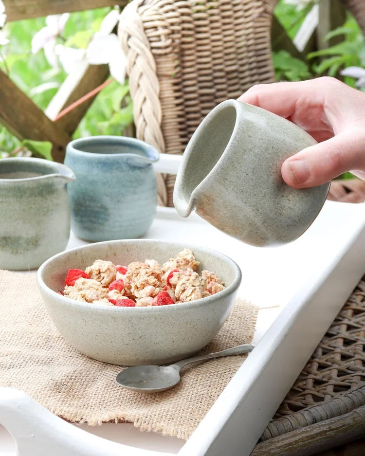 Stoneware dimple pourer