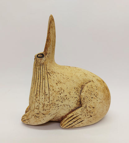 'On The Alert' small stoneware sculpture