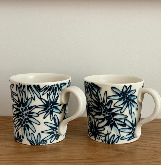 Blue Flowers Cups