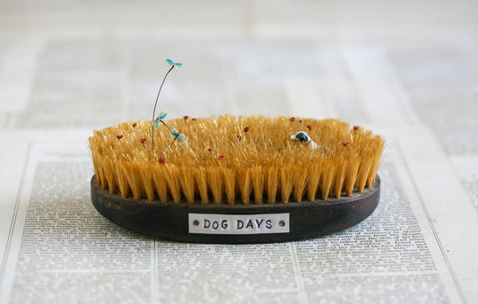 'Dog Days of Summer' small sculpture