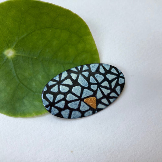 Enamel oval brooch - flower