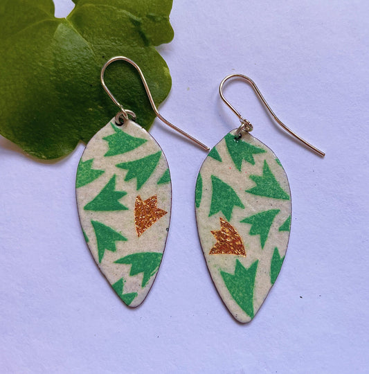 Blowing seeds earrings