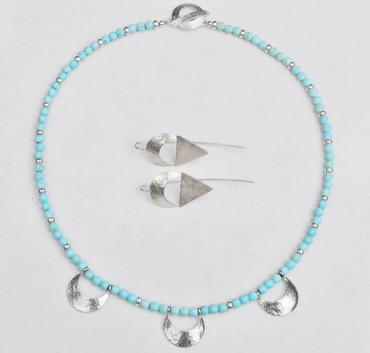 Triple crescent moon necklace
