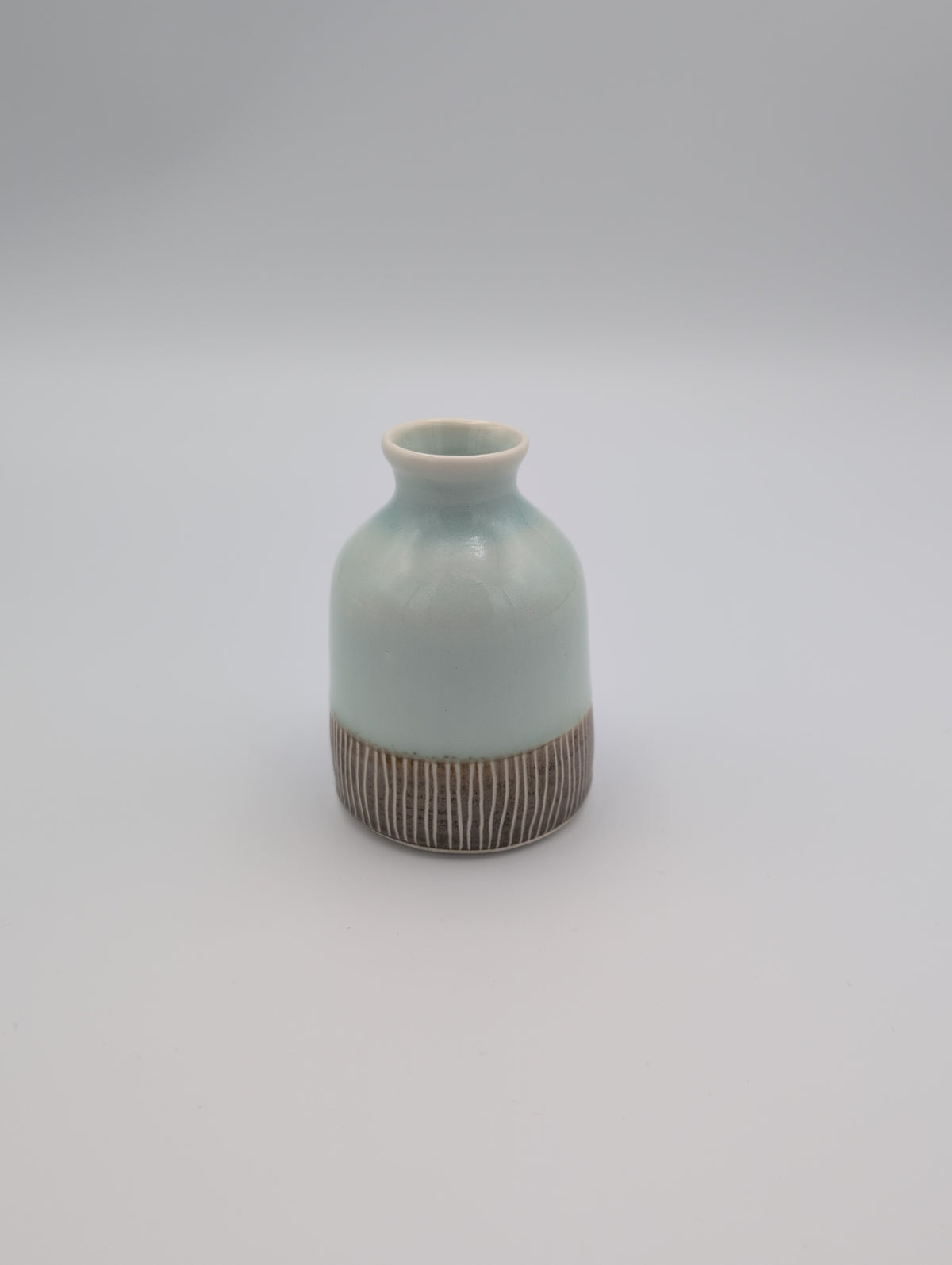 Seagreen Sgraffito Sm Bottle Vase