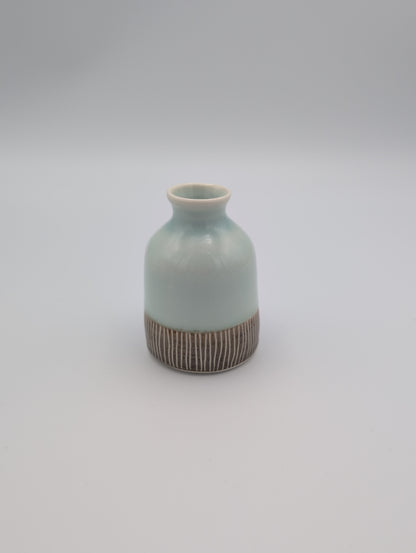 Seagreen Sgraffito Sm Bottle Vase