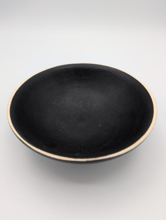 Kitchen Bowl with milled edge