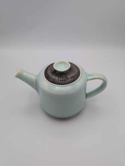 Seagreeen Sgraffito Teapot