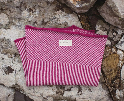 Knitted Cowl - Beetroot