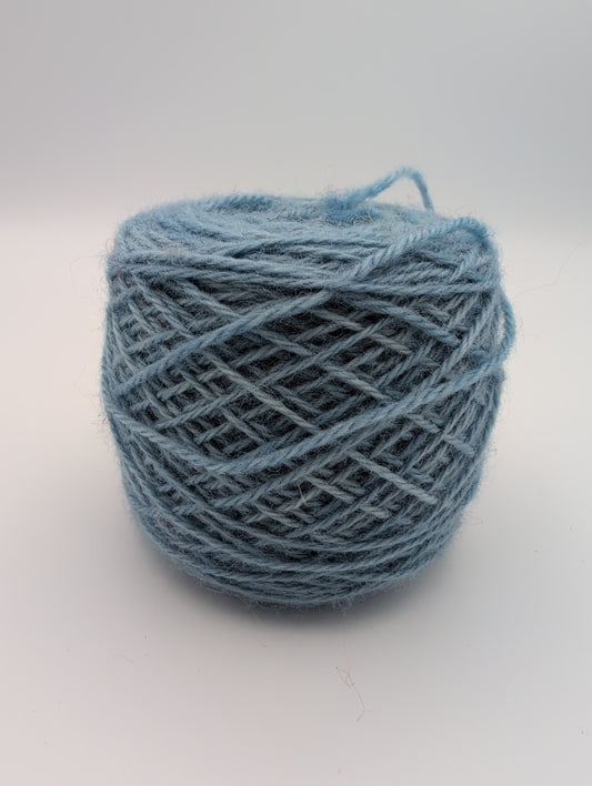 Naturally dyed wool yarn
