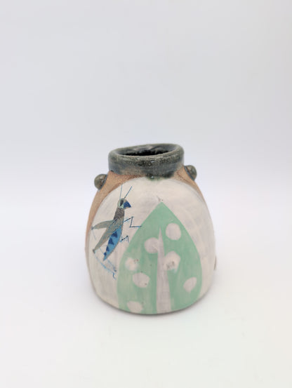 Rounded Grasshopper Vase