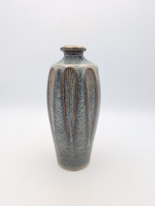 Straight fluted bottle