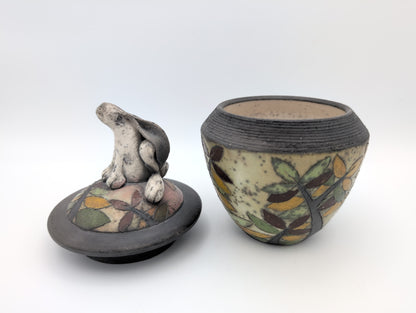 Lidded hare pot