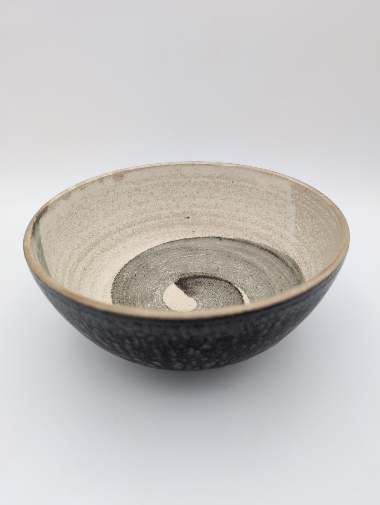 Stoneware ramen bowl