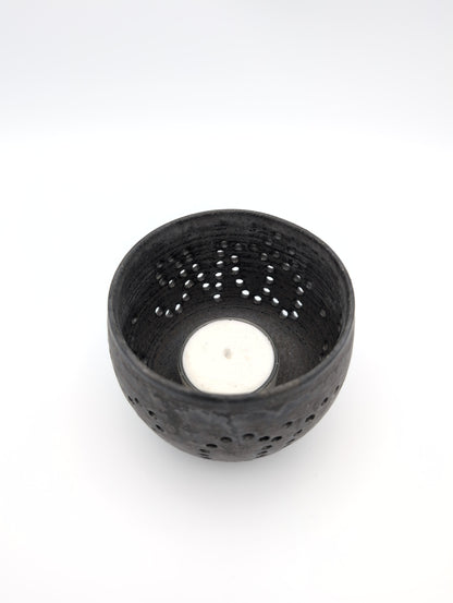 Stoneware tealight holder