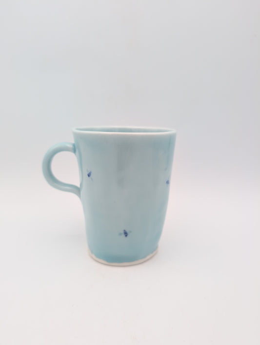 Porcelain bees mug