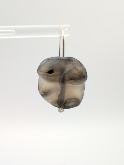 Wavy agate earring