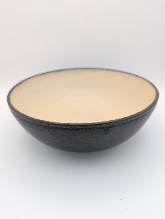 Stoneware large serving bowl