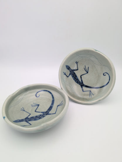 Celadon lizard bowl