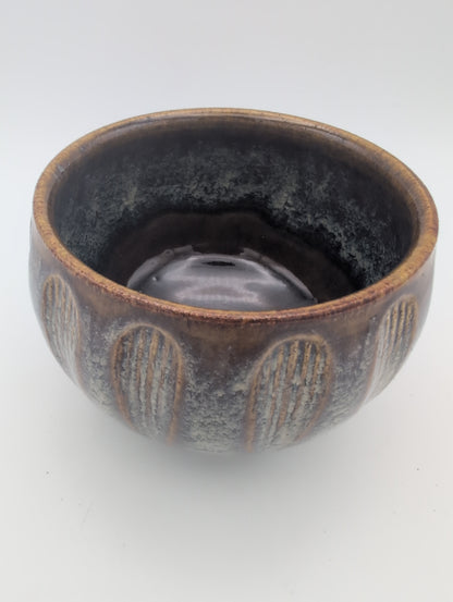 Fluted bowl