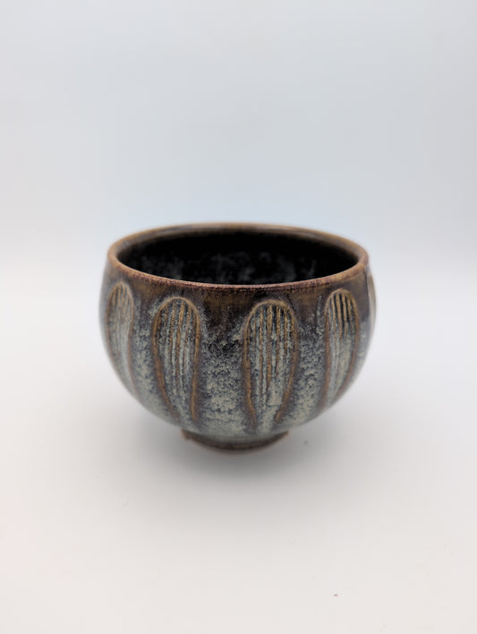Fluted bowl