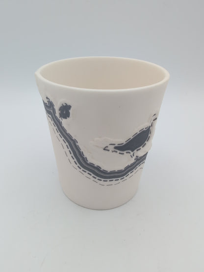 Porcelain beaker black bird