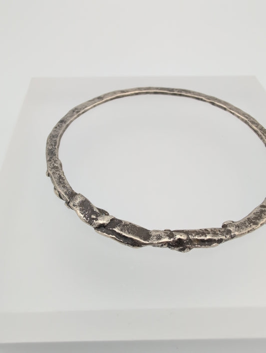 Zero-waste oxidised silver bangle