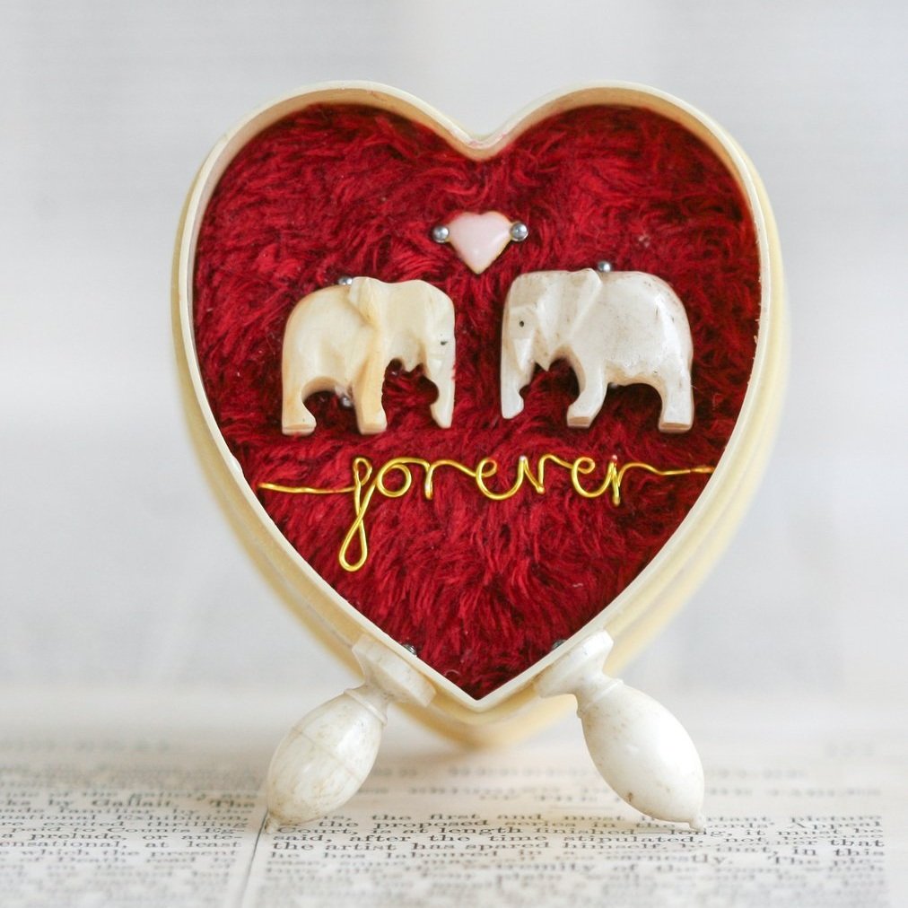 Forever Love Storybox Sculpture